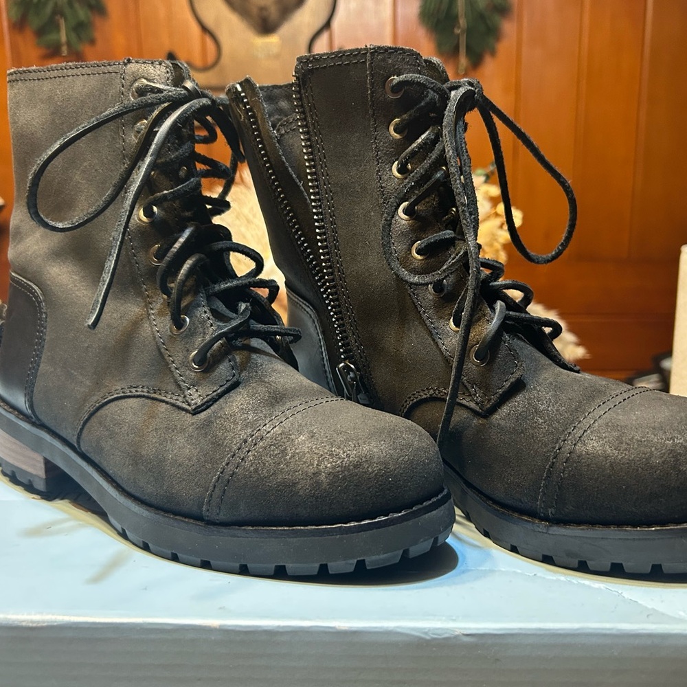 UGG Black Lace-Up Boots with Side Zipper